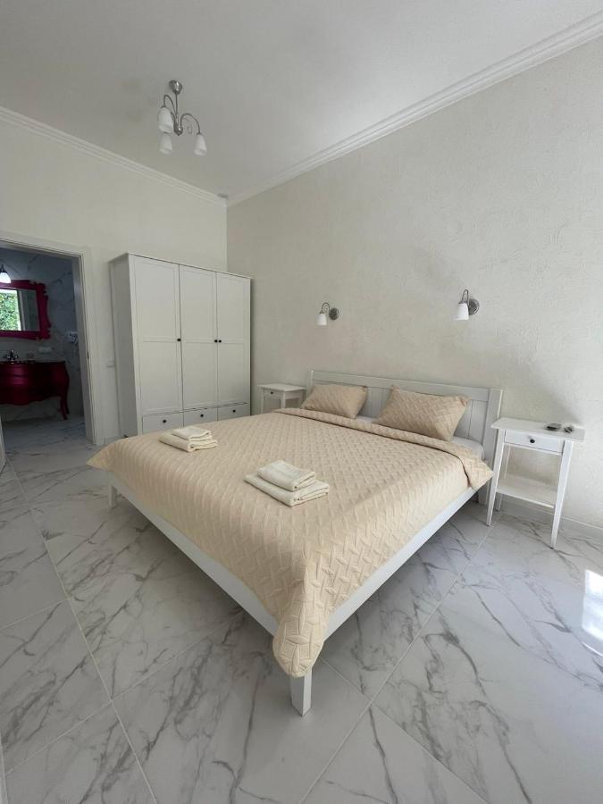 Boutique Hotel Enjoy 谢尔盖耶夫卡 外观 照片