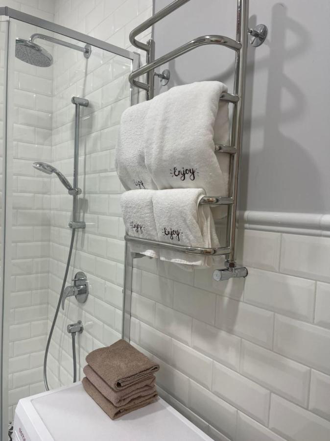Boutique Hotel Enjoy 谢尔盖耶夫卡 外观 照片