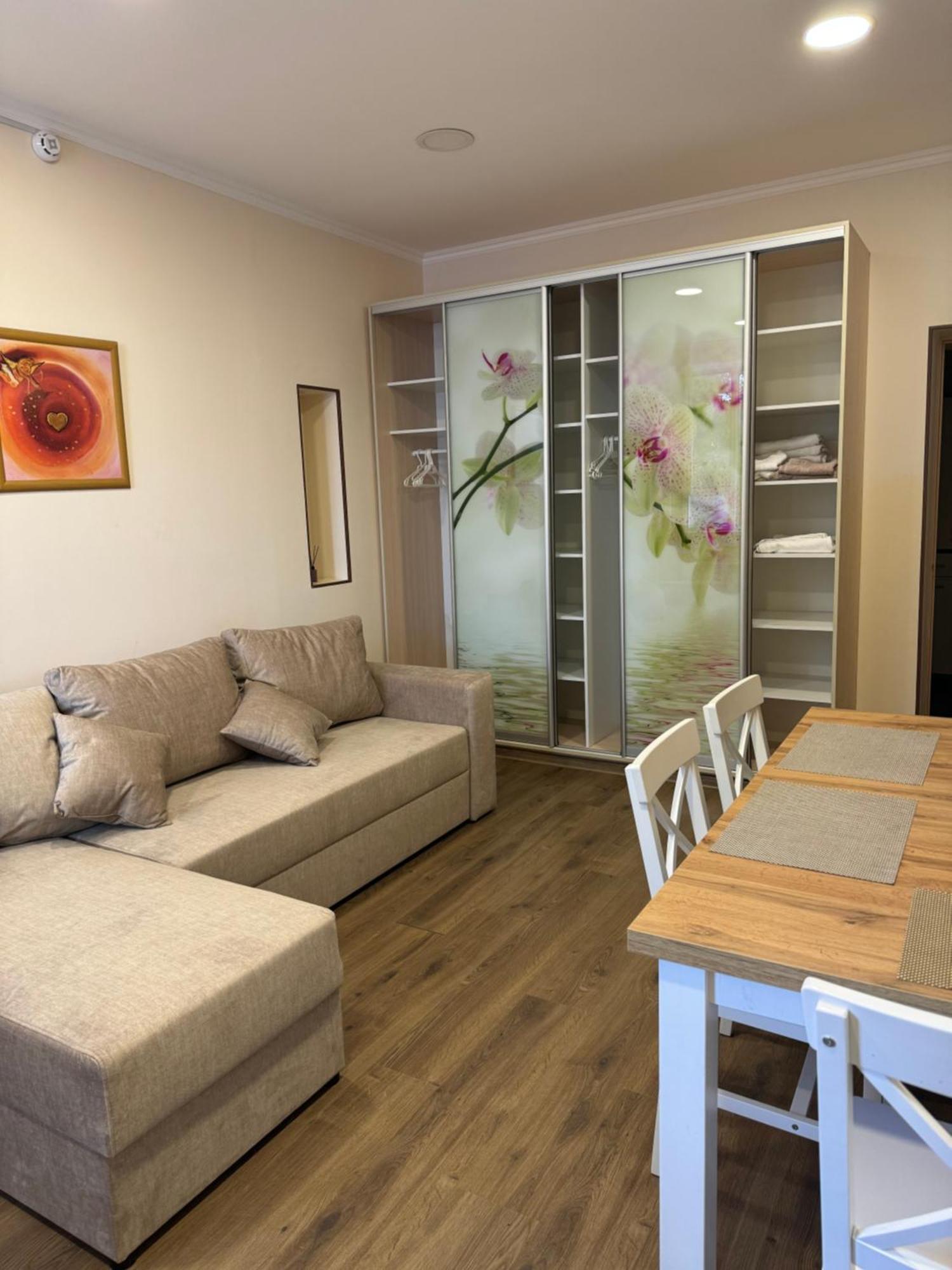 Boutique Hotel Enjoy 谢尔盖耶夫卡 外观 照片